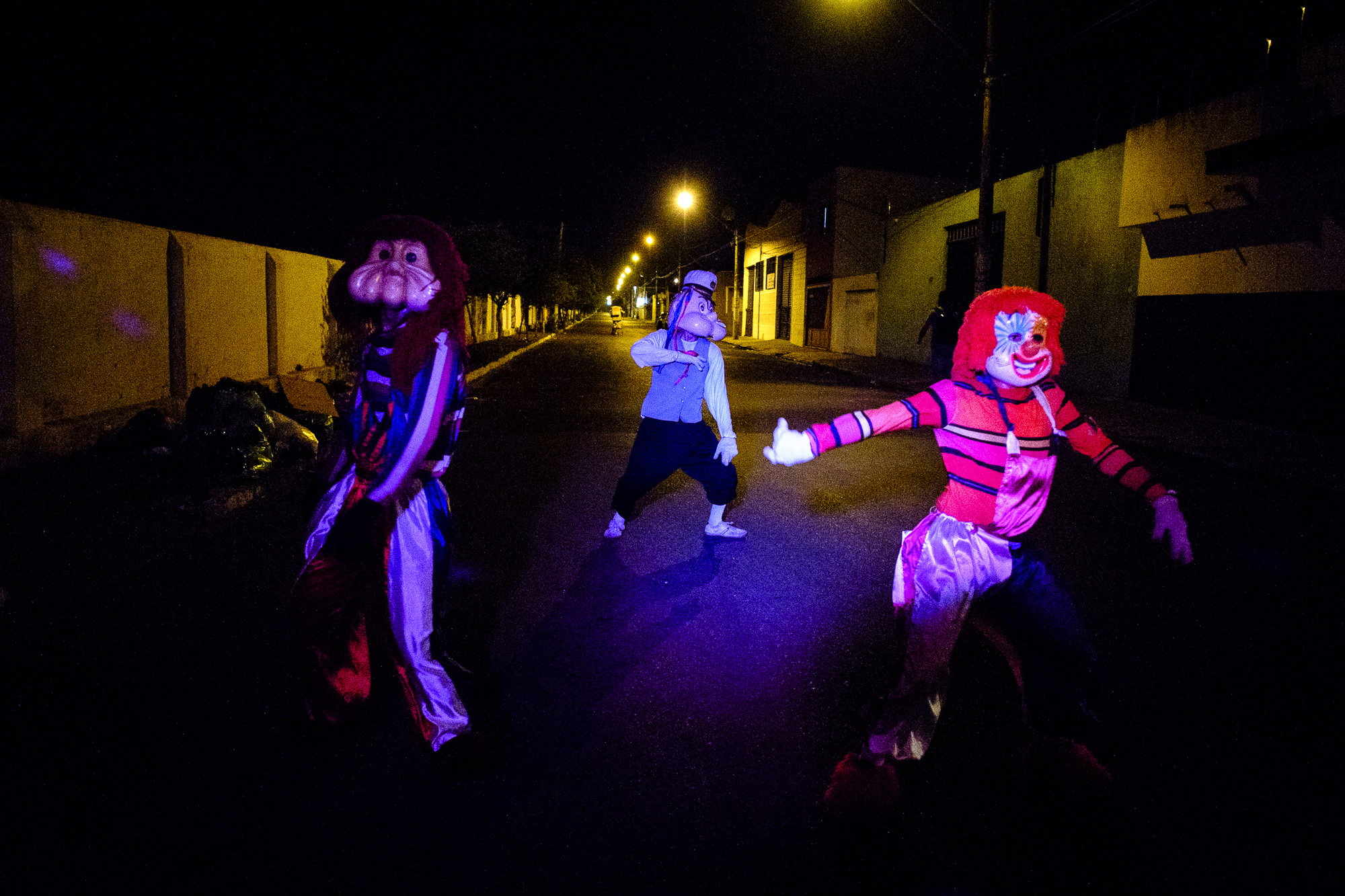 FOFÃO DA CARRETA DA ALEGRIA DANÇANDO EM FESTA DE ANIVERSÁRIO, LIKE